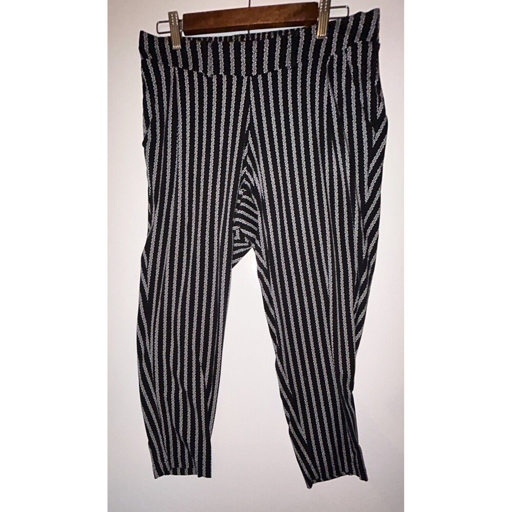 TORRID Size 0 Women's Floral-Striped Pants Cropped Pull-on Elastic Stretch Waist